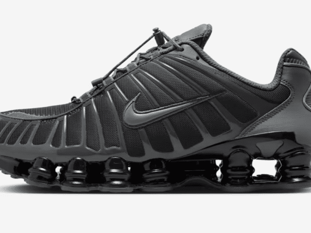 NIKE SHOX TL ON FOOT, FIND MY SNEAKERS